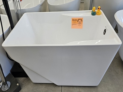 Zitta Axer Freestanding Tub